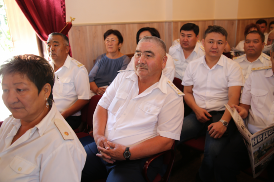 Железнодорожники Кыргызстана празднуют свой профессиональный праздник.