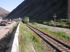 С 15-июня начнет курсировать поезд «Бишкек-Рыбачье»